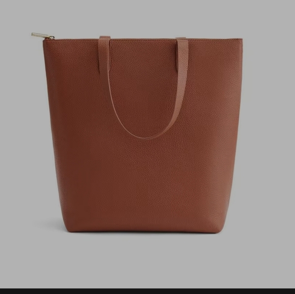 Cuyana Structured Leather Zipper Tote & Leather Organizer Carmel - Picture 6 of 16